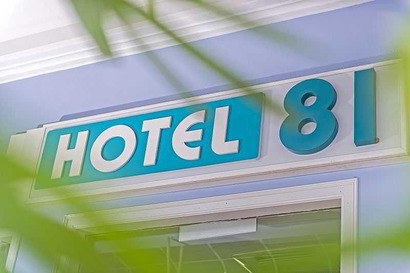 Khách sạn 81 Premier Hollywood 2*