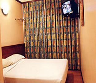 81 Premier Hollywood Khách sạn