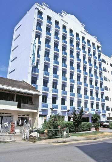 81 Premier Hollywood Khách sạn